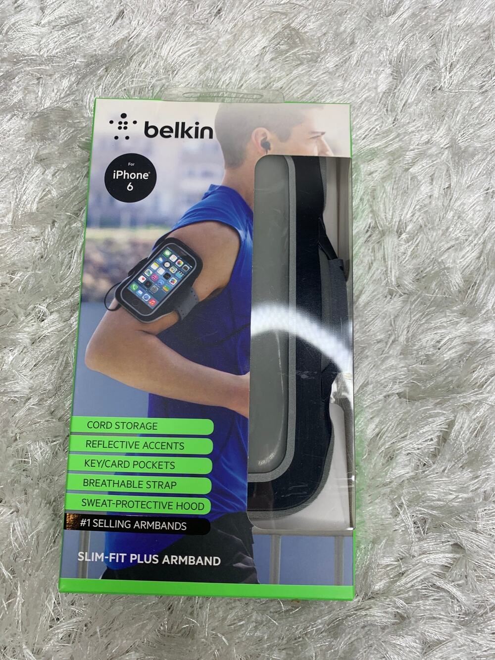 Belkin Slim Fit Armband for Iphone 6 / 6 s Black Gray New in Package